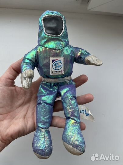 Коллекционная игрушка intel Space man