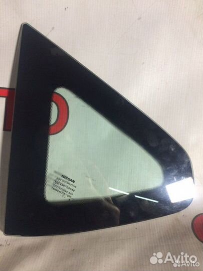 Стекло левое Nissan Qashqai 2006-2010