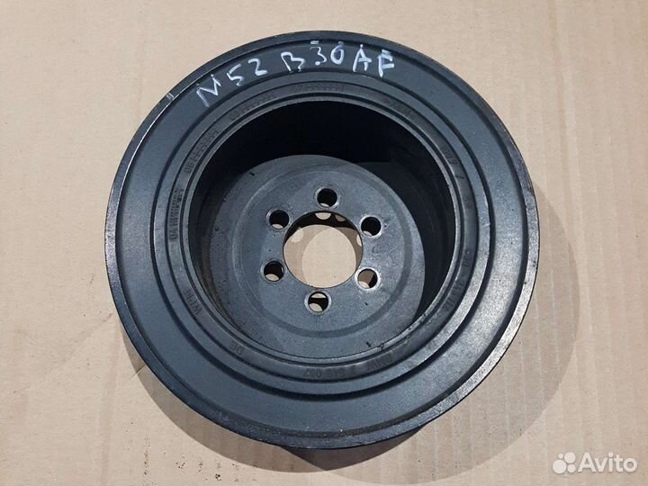 Шкив коленвала BMW E60 3.0 i