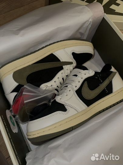 Travis Scott x Air Jordan 1 Low OG SP “Olive”