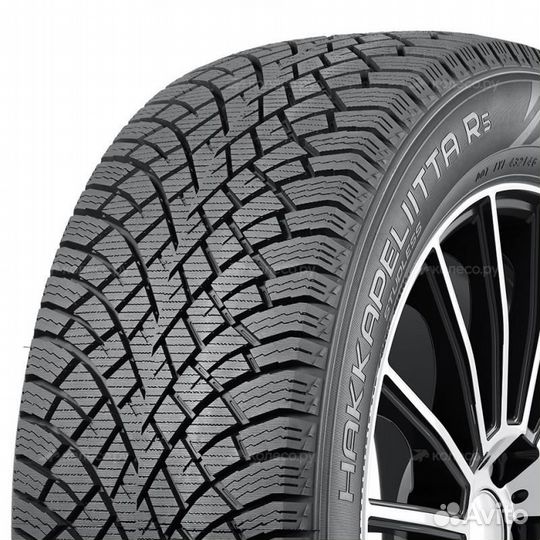 Nokian Tyres Hakkapeliitta R5 235/55 R17 103R