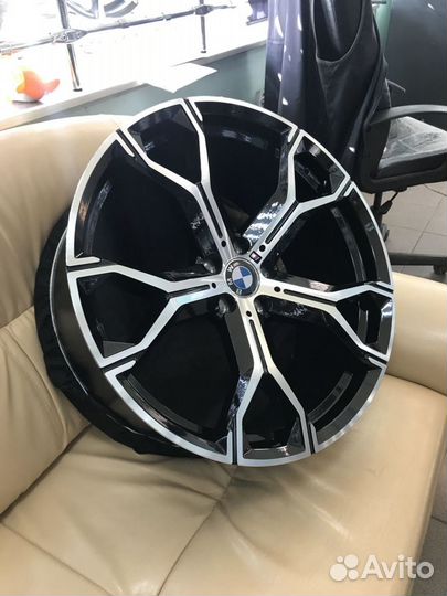 Комплект разноразмерный для BMW X5 кузов G R21