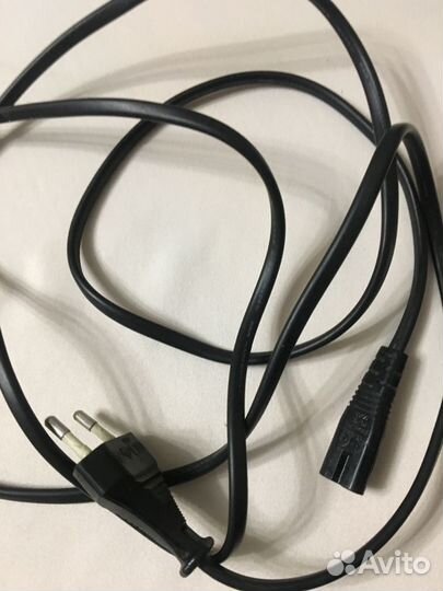 Кабель питания для ноутбука
