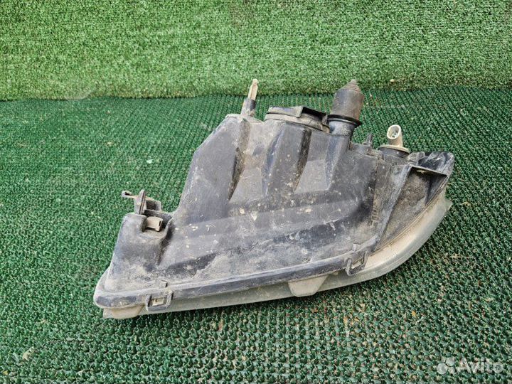 Фара передняя правая Renault Logan 1 1.4 2007