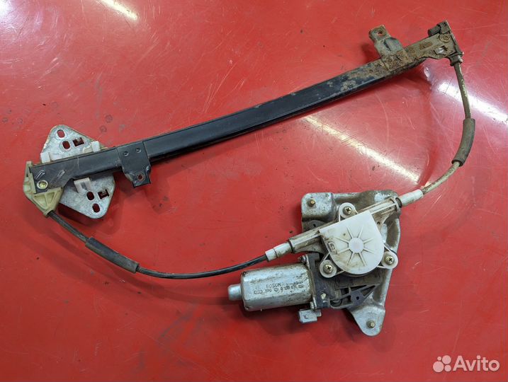 Стеклоподъемник задний правый Volkswagen Pointer