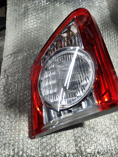 Toyota corolla 150 фонарь задний Левый внутренней