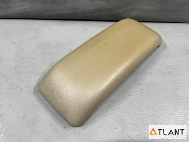 Крышка бардачка nissan tiida,tiida latio