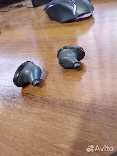 Беспроводные наушники JBL