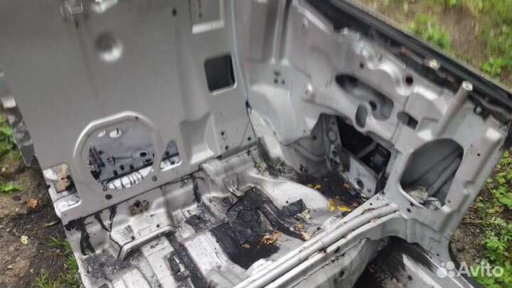 Крыло левое Mercedes-Benz CLK320 A208 W208 кабрик