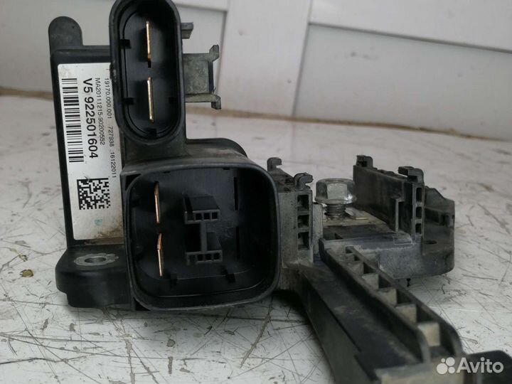 Распределитель тока BMW 3-Series F30