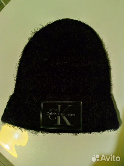 Шапка женская Calvin Klein