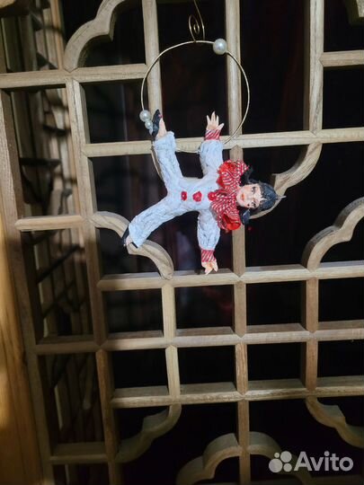 Ёлочные игрушки из ваты. Воздушные гимнасты