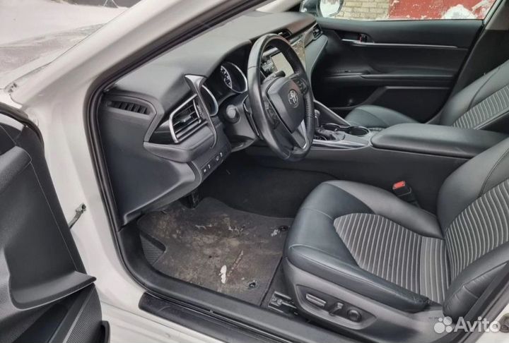 Toyota Camry 2.5 AT, 2019, 190 000 км