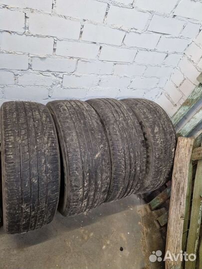 Bridgestone Potenza S02A 235/60 R17