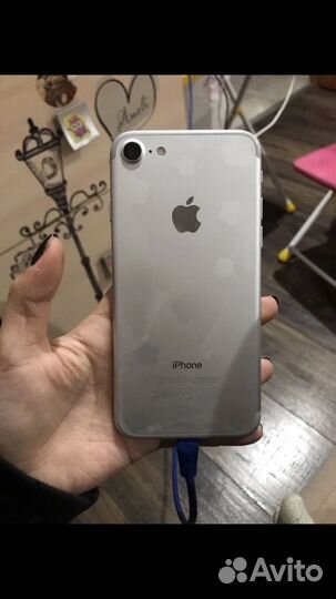 iPhone 7, 128 ГБ