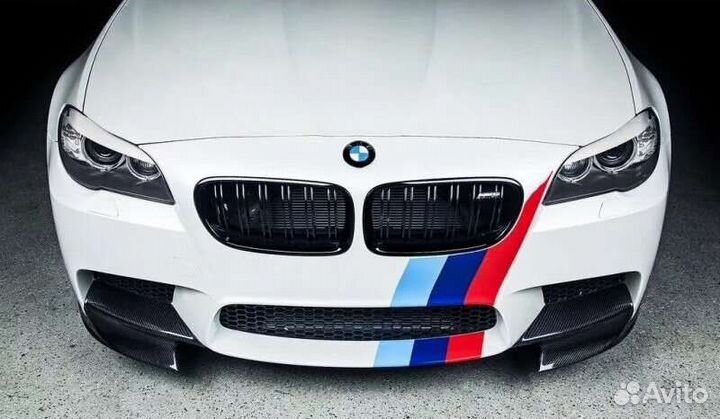 Сплиттер клыки переднего бампера BMW M5 F10