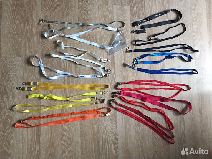 Шнурки для бейджиков, ручки, бабочки