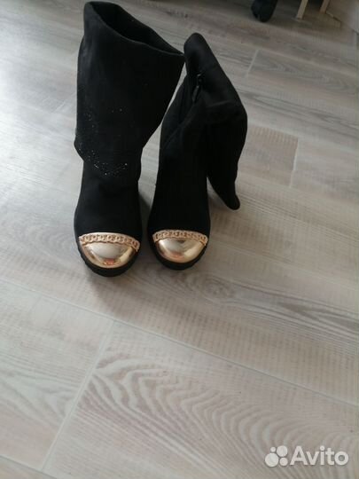 Ботинки и сапоги женские