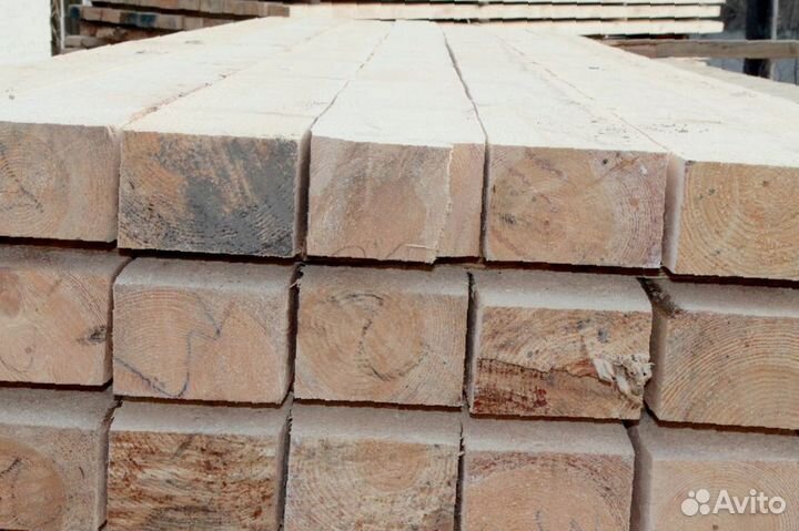 Домостроение с досками из лиственницы