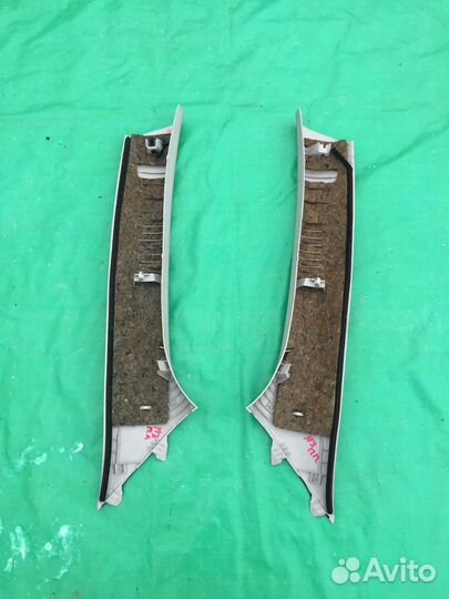 Обшивки стоек передних правой левой Мазда 3 2011