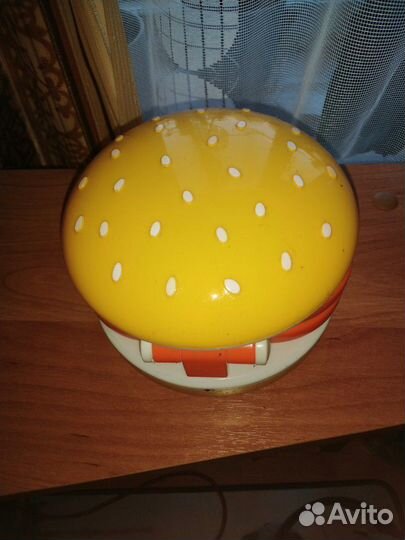 Настольный светильник 