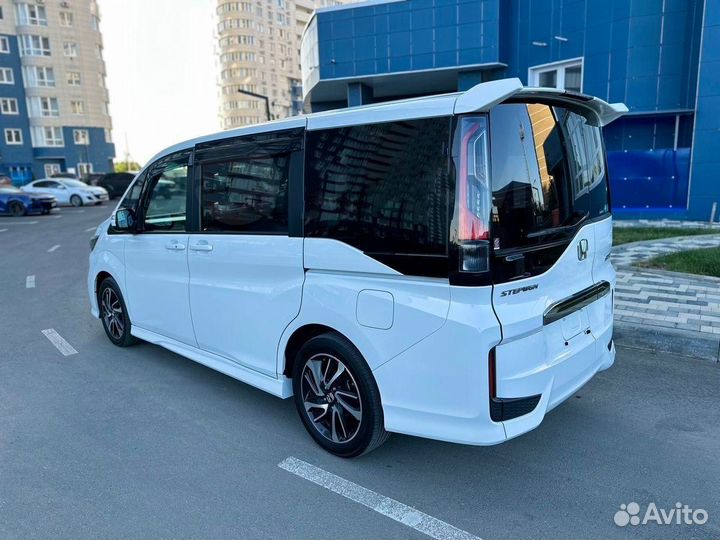 Honda Stepwgn 1.5 CVT, 2019, 75 000 км