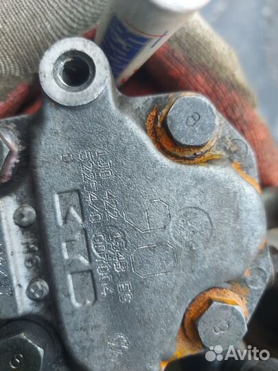 Volkswagen Golf 4 насос гидроусилителя