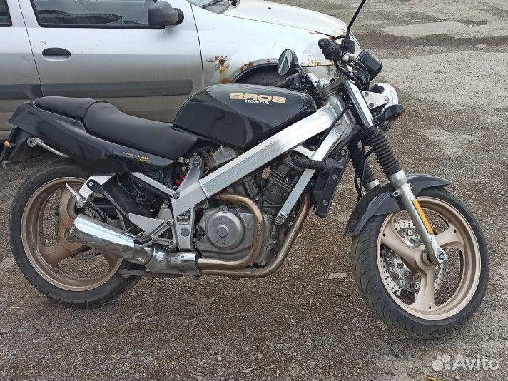 Honda bros 400