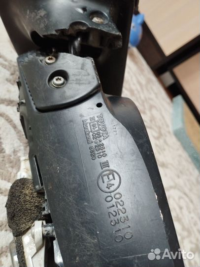 Зеркало Тойота Рав 4