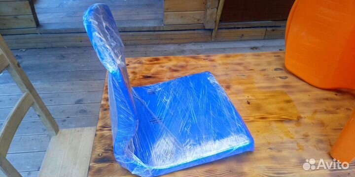 Сиденье пластиковое