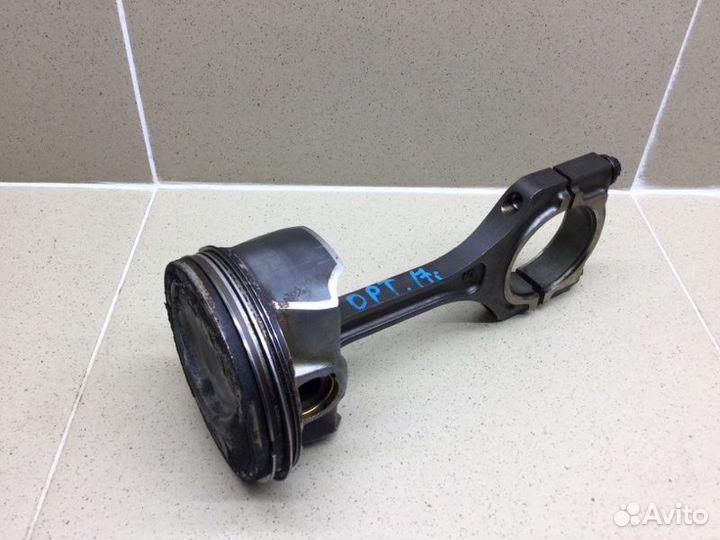 Поршень с шатуном Kia Optima седан цвет белый SWP