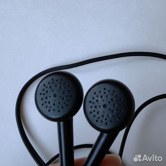 Проводные наушники LG