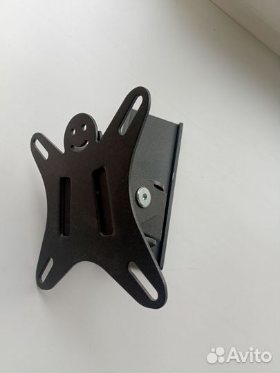 Кронштейн для телевизора на стену