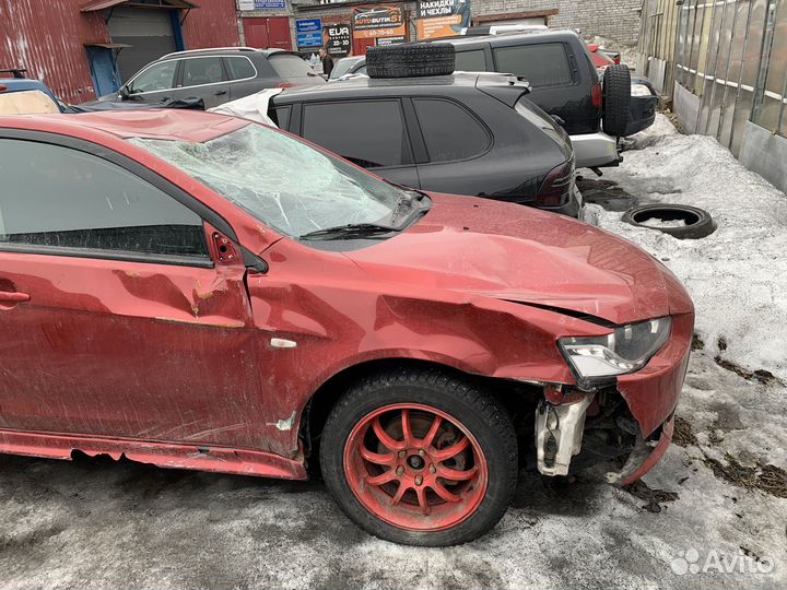 Mitsubishi Lancer 1.5 МТ, 2011, битый, 132 705 км
