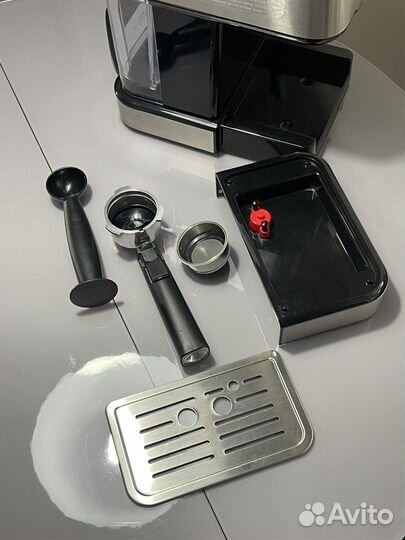 Кофеварка рожковая brayer BR-1101