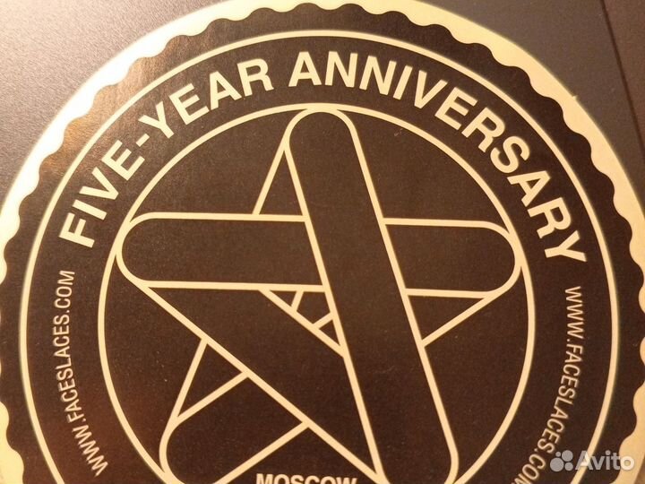 Редкий стикер на пятилетие фестиваля Faces&Laces