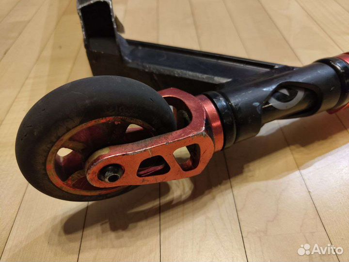 Трюковой самокат Decathlon Oxelo MF 1.8+