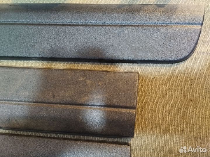 Накладки на низ дверей 2109