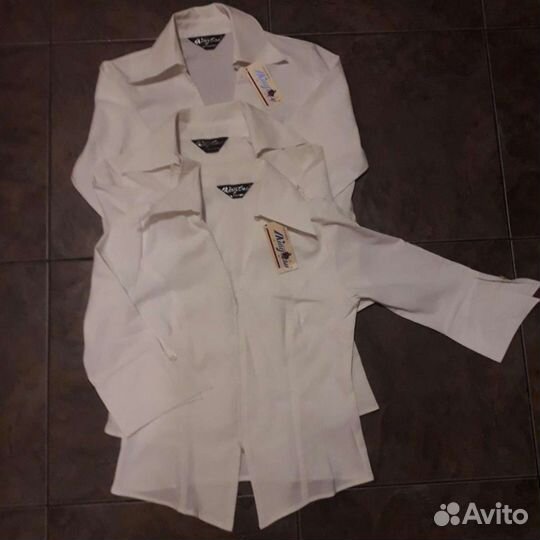 Блузка белая