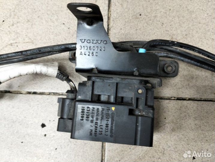 Клапан пневмоподвески Volvo Xc90 2 2.0 dizel 2019