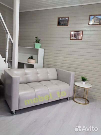 Диван в офис.магазин.кафе