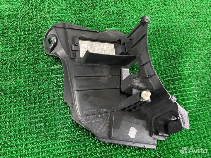 Обшивка стойки лев. перед. Honda Ridgeline