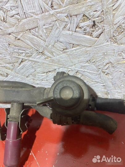 Топливная рампа Mazda Demio ZJ 2002-2007