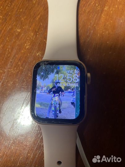 Apple Watch SE