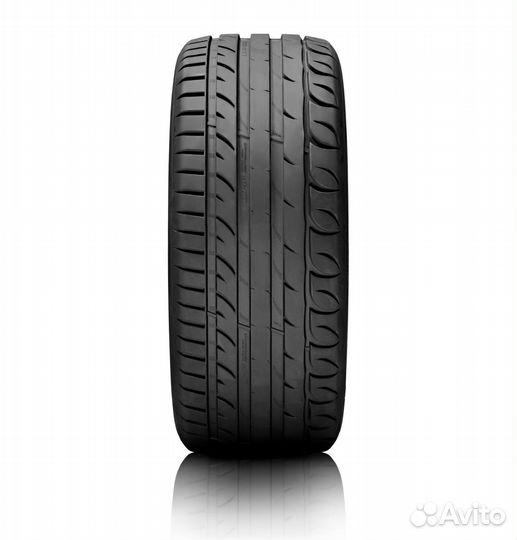 Tigar UHP Ultra High Performance 215/55 R18 99V
