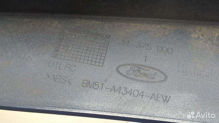 Накладка под номер Ford Focus 3, 2011