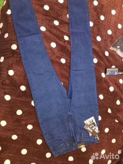 Джинсы