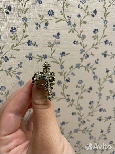 Кольцо крест topshop