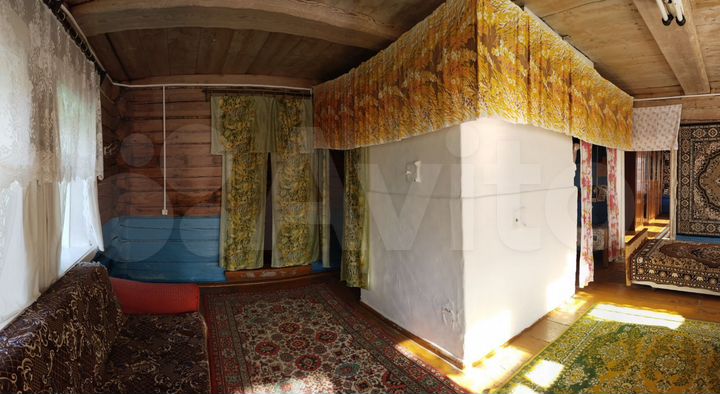 Дом 57 м² на участке 50 сот.