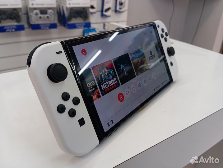 Новый прошитый Nintendo Switch Oled 256Gb+куча игр